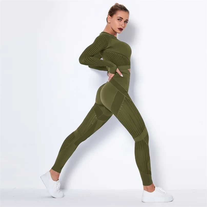 Women Seamless Yoga Set Gym Fitness Leggings Hollow Out Cropped Shirts Sport Suit Long Sleeve Tracksuit Sets 210813