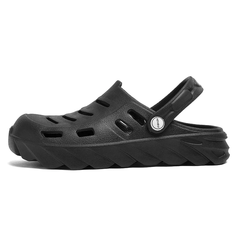 2021 Top moda verano personalidad zapatillas al aire libre playa agujero zapatos hombres chanclas sin marca antideslizante sandalias zapatilla tamaño 40-45 19NK-2173