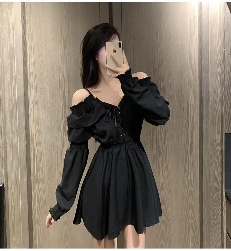 【SEOOOCOOKIE】 Puff Sleeve Black Dress ★韓国の人気★ Little Black Lace Dress: Gothic Mini Dress With Long Sleeves