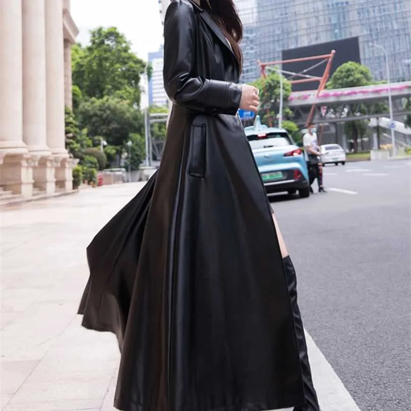 Nerazzurri Maxi fit and flare gabardina de cuero para mujer primavera Ropa de diseñador de lujo larga mujer manga larga solapa 211007