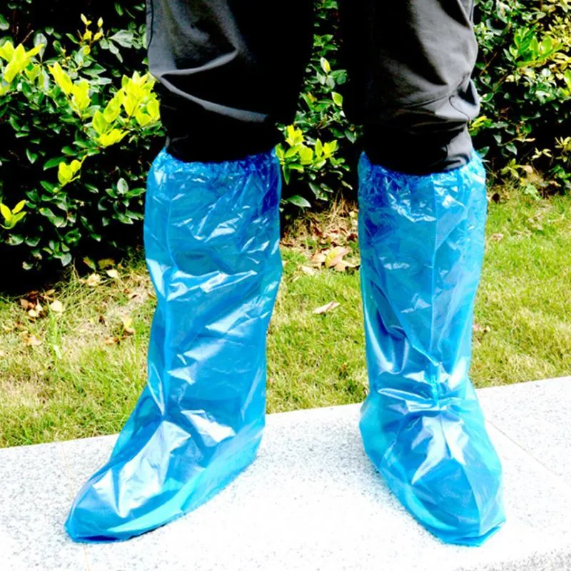 Cubiertas de zapatos desechables impermeables de plástico, Protector de  piso de alfombra de día lluvioso, cubierta