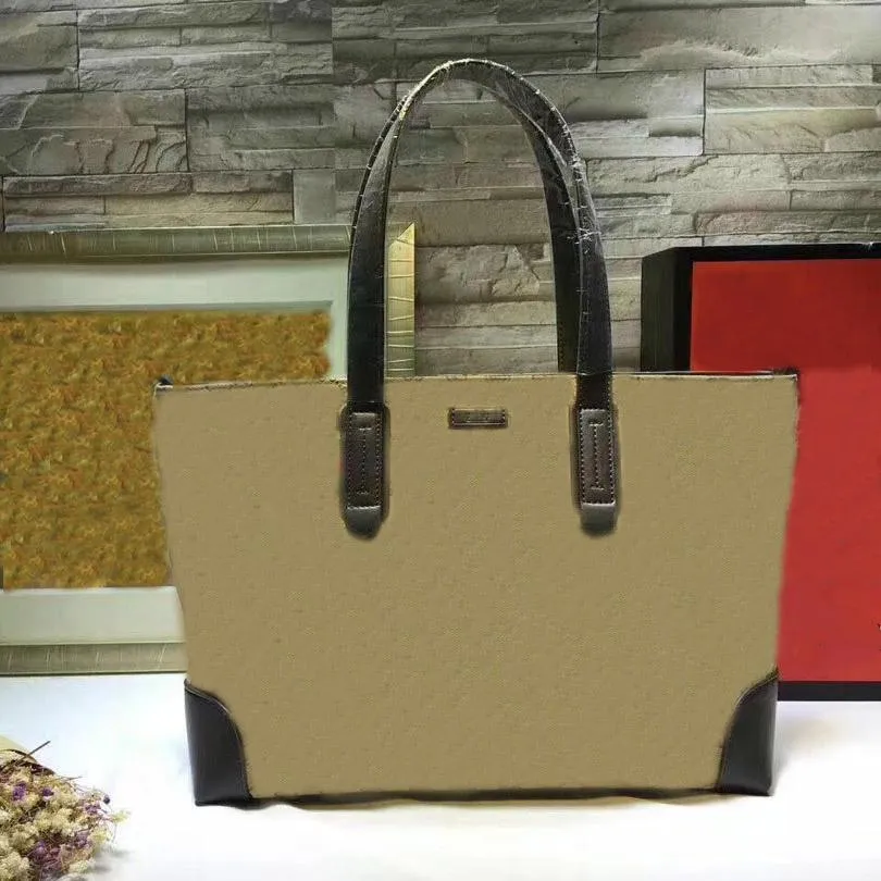 Designer Handväska Tygkassar Män Kvinnor Universal Shopping Bag Top Canvas Material Europa och Amerika Stor kapacitet Travel Designerbag