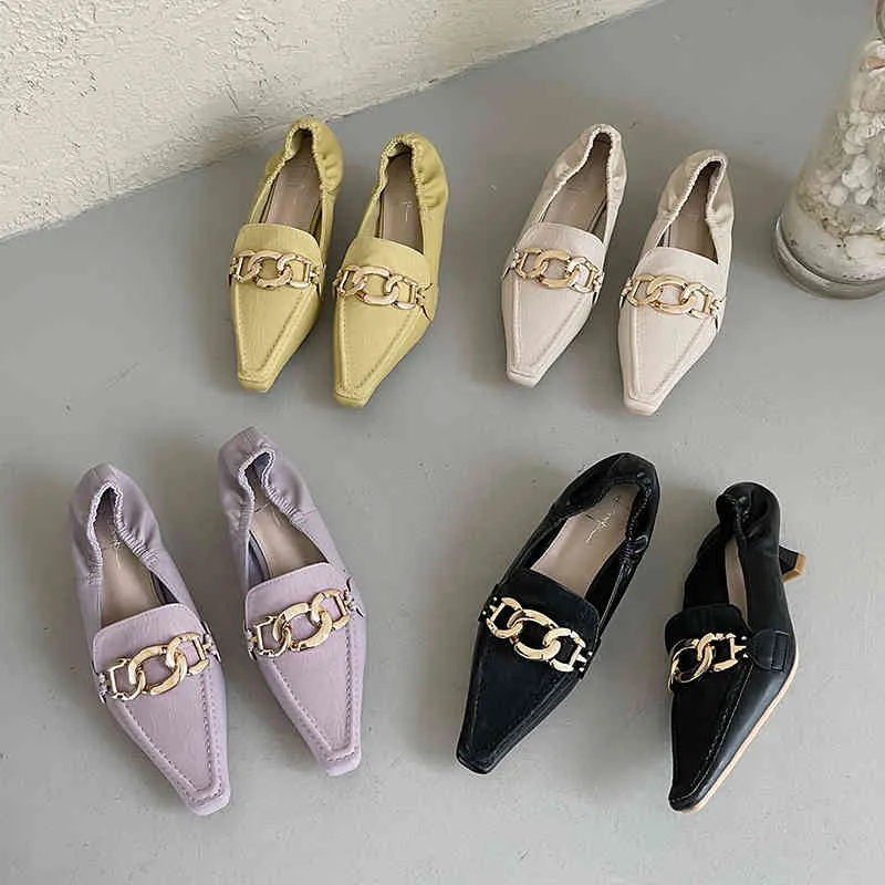 Mode Femmes Pompes Bout Pointu En Métal Conception Peu Profonde Glisser Sur Mince Mi Talons Élégant Dames Pompes Noir / Beige / Violet / Jaune Mules 210513