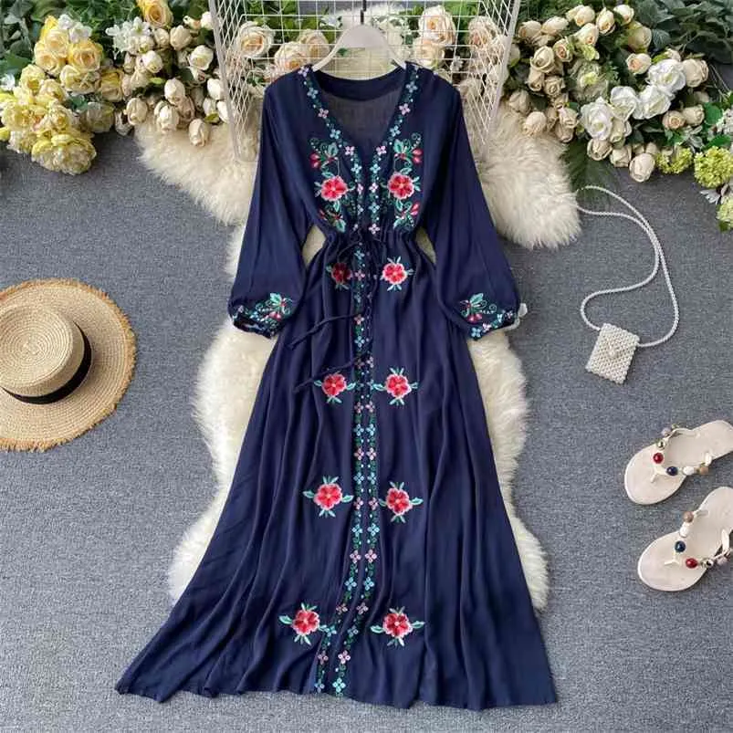 Vestido feminino Viagem Férias Longa estilo étnico retro estilo bordado em V-pescoço em v lanterna ML1034 210623