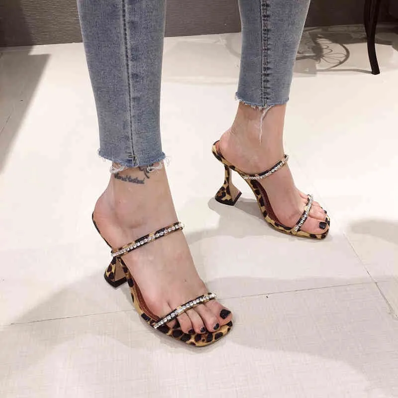 2022 size new point drill slim belt wine cup heel women`s high heel sandals 35 to 41