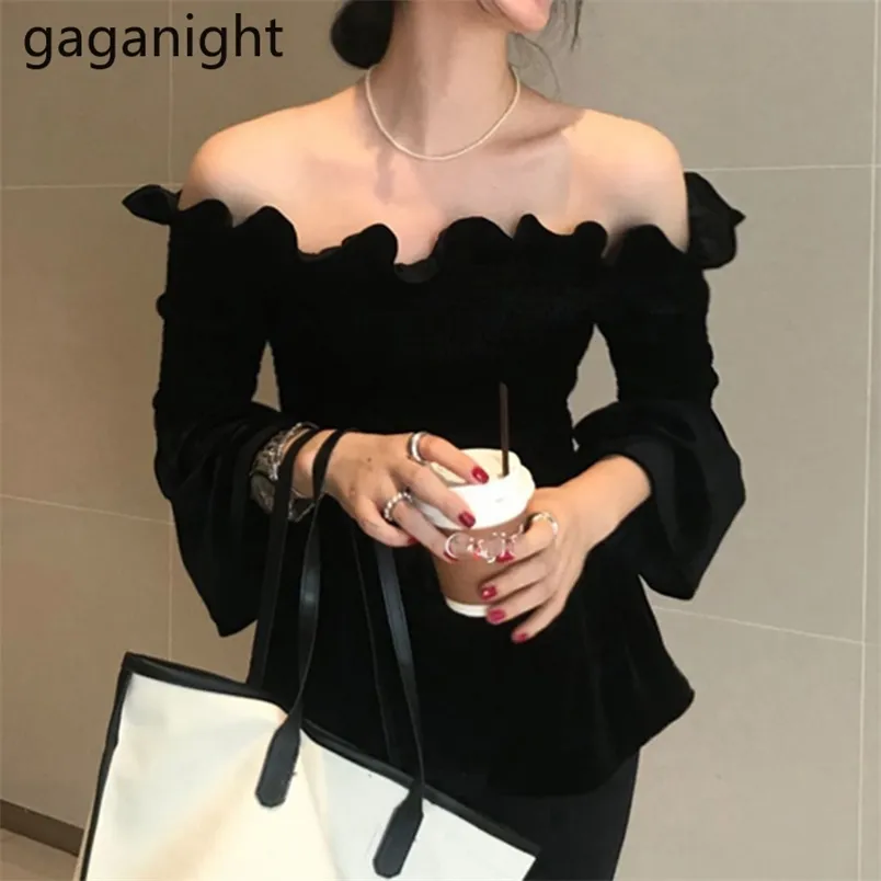 Spring Women Off Shoulder Blouse Flare Sleeve Solid Velour Shirt Fashion Slash Neck Tops Girls Slim Blouses 210601