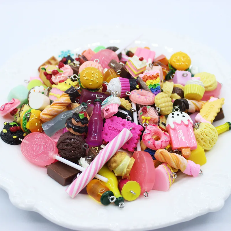 100Pcs Lucky Bag Unique Cute Simulated Mini Biscuits Animal Food Resin Charms Pendants For DIY Fashion Jewelry Making C262233o