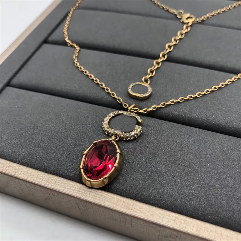 Ladies Big Ruby Pendant Necklace with Box Letter Diamond Trendy Jewelry Charm Party Banquet Necklaces Gift Crystal Chain