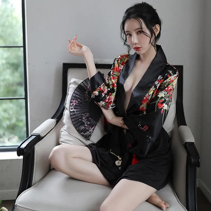 In Stile Giapponese Tradizionale Femminile Kimono Pajamas Yukata Aokrobe Geisha Unifort Nighthown Da 17 51 DHgate