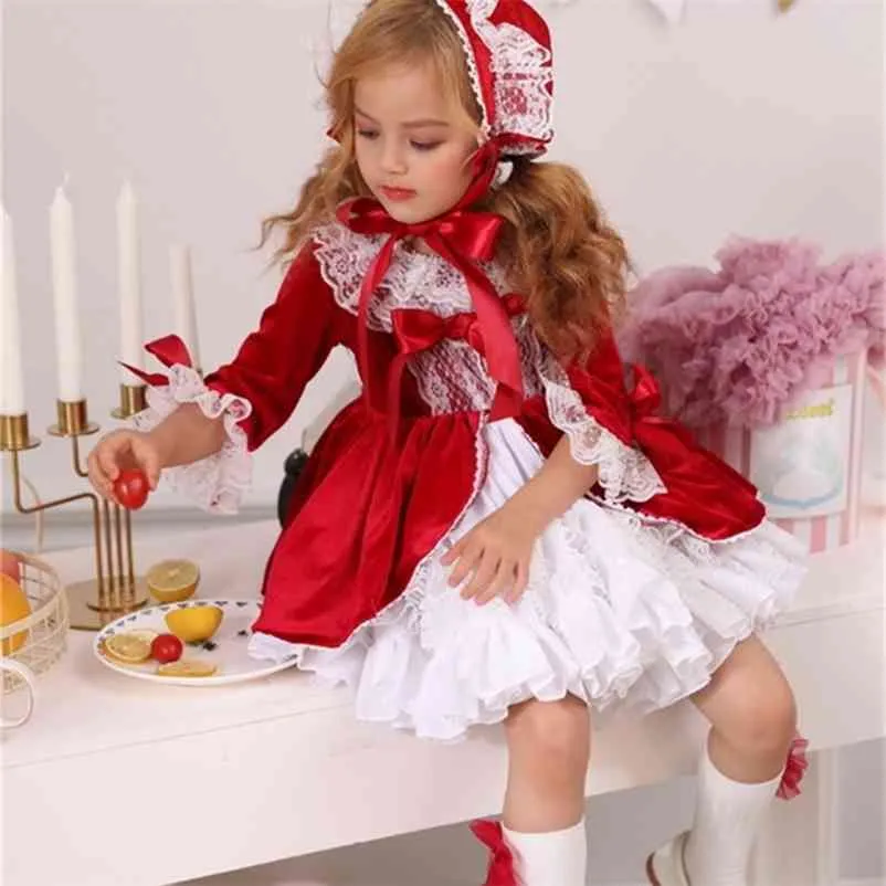Meisje lolita verjaardag jurk 4 stks set shorts kous hat Spaanse prinses stijl kant kind slijtage E91112 210610