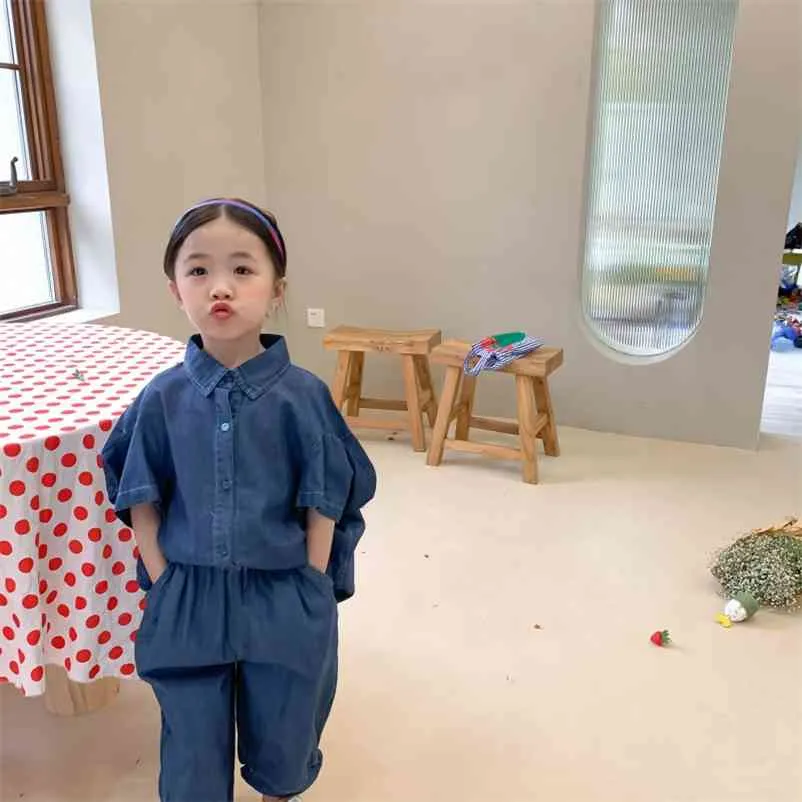 韓国風の夏の男の子と女の子のファッションデニム服セット半袖の特大シャツ薄いズボン2pcs 210508