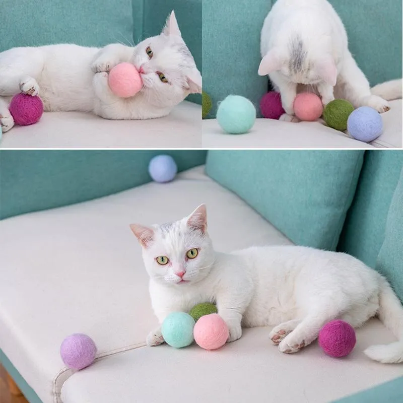 لعبة Cat Toys هدية ملونة من الصوف مضحك شعرت لعبة الكرة حيوانات تفاعلية تناسب القطط الفأرة الجرس الدعائي مع Catnip