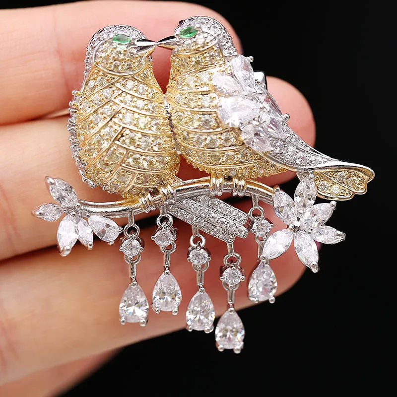 Lovely winged on the branch love bird brooch female Korean version fashion accessories corsage zircon high-grade pin