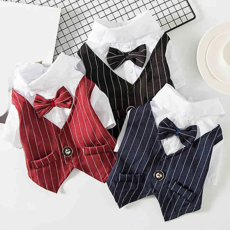 Gentleman Dog Wedding Suit Camicia formale Papillon Tuxedo Abbigliamento per cani Pet Halloween Costume natalizio Cani a righe Vestiti con cravatta per la festa di compleanno Vino rosso S A236