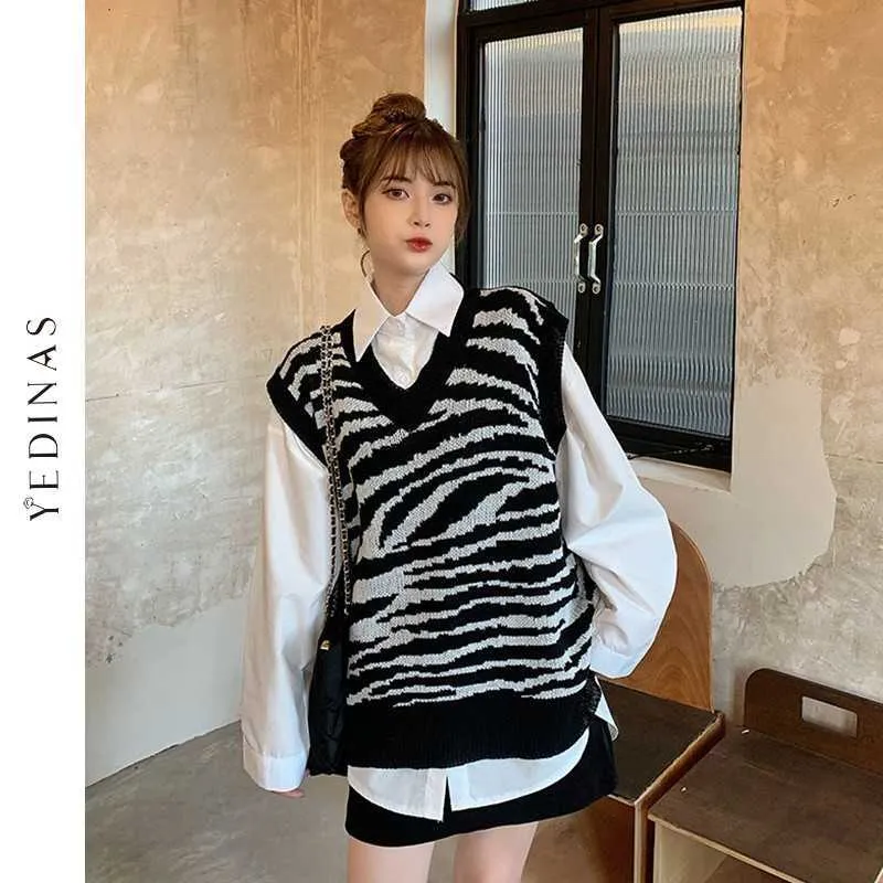 Yedinas Fashion Women Zebra Striped Vest Vintage Tank Tops Spring Autumn V-neck Pullover Loose Sleeveless Sweater Plus Size 210527