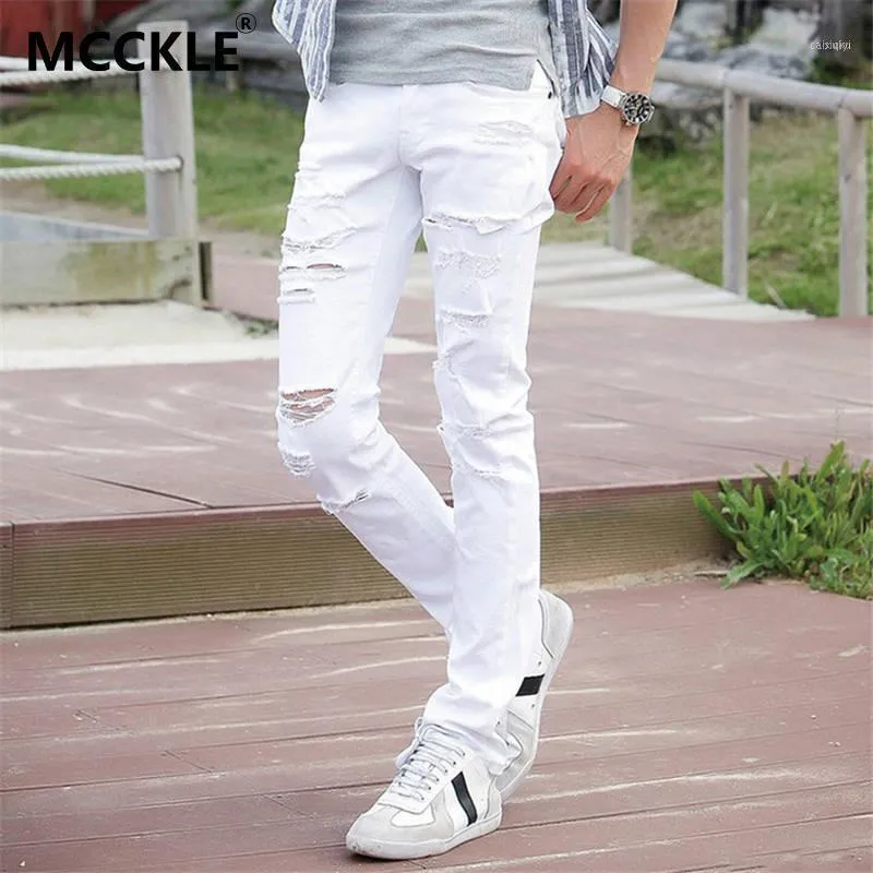 I jeans da uomo vendono uomini strappati bianchi con fori Super skinny Famoso designer di marca Slim Fit Jeans strappati distrutti per uomo AY9911