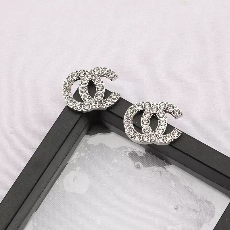 Classic earrings Fashion designer high quality earrings for women Festive gifts welcome to order
