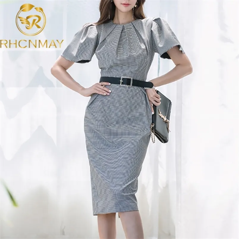 Spring Women Puff Sleeve Pencil Dress Fashion Plaid Grey Bodycon Sheath Office Ol Elegant Split Bälte 210506
