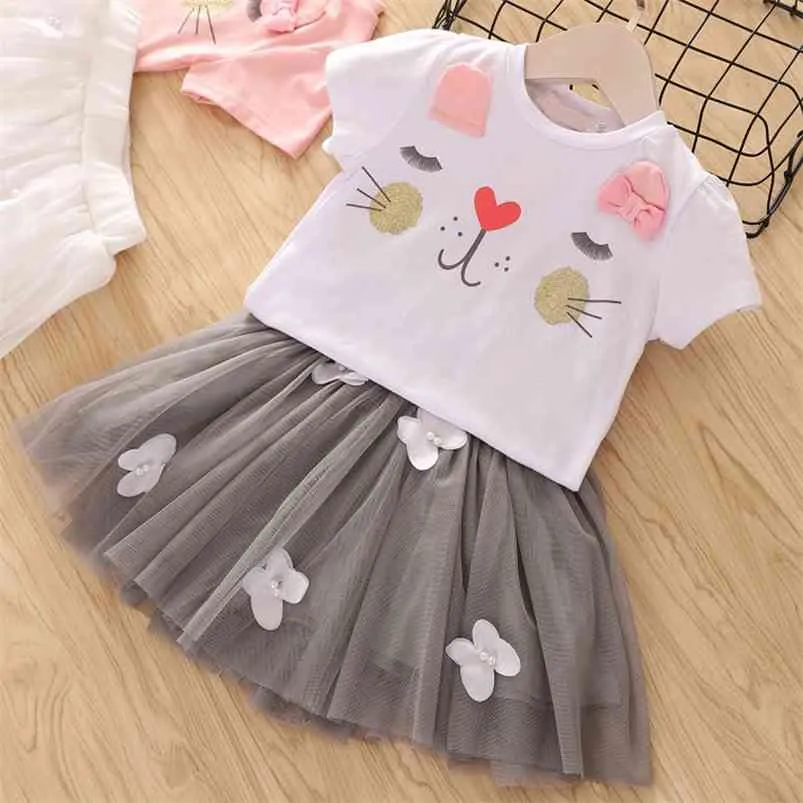 Sommarflickor kläder Set Elegant Bow Princess Girls Cartoon T-shirt + Tulle Kjol 2PCs Barnkläder Set Barn 210625