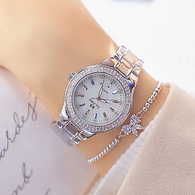 Relojes de moda para mujer Reloj de oro Reloj de pulsera de cuarzo Vidrio Estilo simple Montre De Luxe 35 mm
