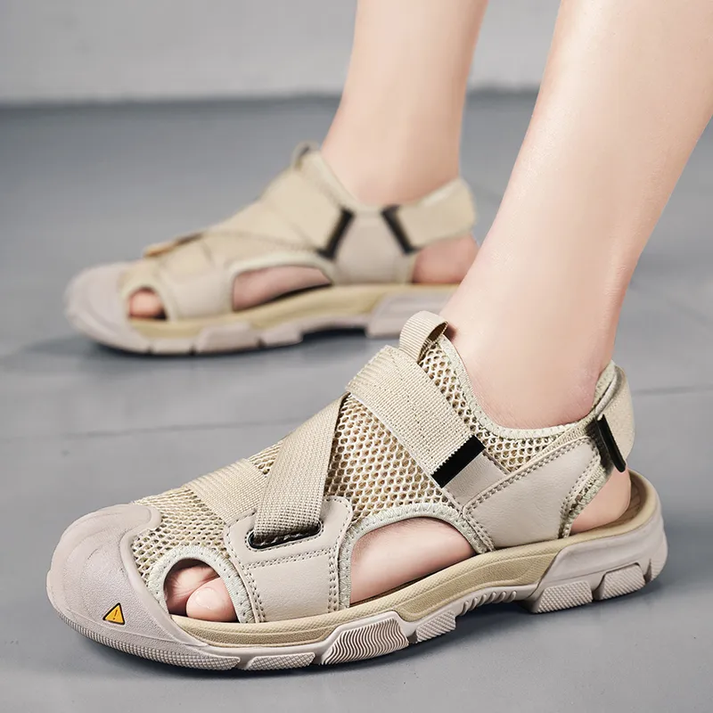 Женщины лето 2021 г. Топ-сандалии моды черная бежевая сетка кожаная песчаная сандаловая сандаловая обувь.