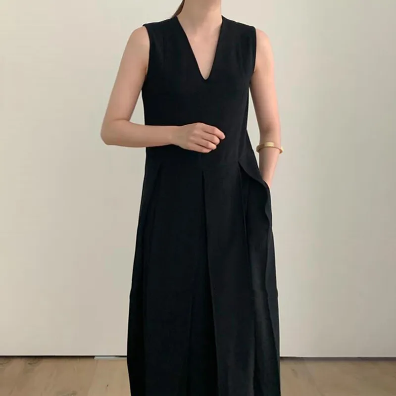 Летние дамы Корейский повседневный минималистский V-образным вырезом Высокая талия Свободные Средние Телочки Жилет без рукавов Платье Black Robe Qb777 210510