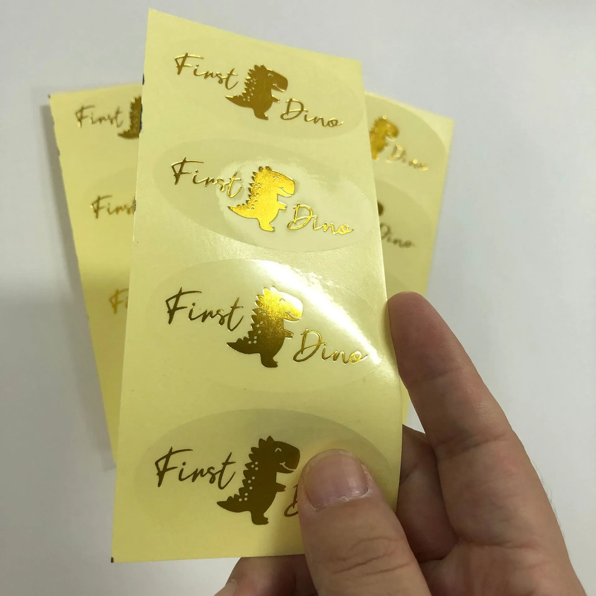 Wholesale Customized Waterproof Gold Foil On Transparent Adhesive Sticker  Cheap Sticker Labels For Clear Oval Packaging From Crkitchen, $80.41