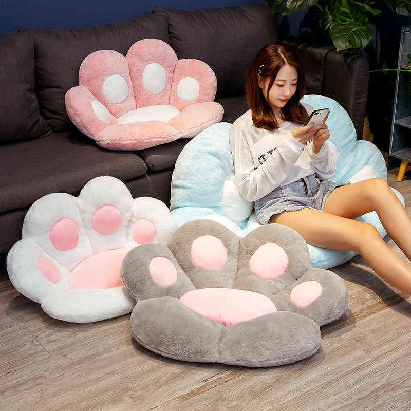 1 st Cat Beer Paw Kussen Winter Kinderen Gift Animal Seat Kussen Gevulde Kleine Pluche Sofa Indoor Floor Thuis Stoel Decor 211110