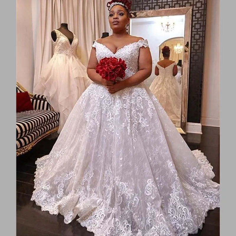 Chic African Arabic Lace Plus Size wedding gowns with Appliques, V-Neck, A-Line Design, Elegant Plus Size Bridal Gown with Straps - 2026 Vestidos de Chic African Arabic Lace Plus Size wedding gowns with Appliques, V-Neck, A-Line Design, Elegant Plus Size Bridal Gown with Straps - 2026 Vestidos de
