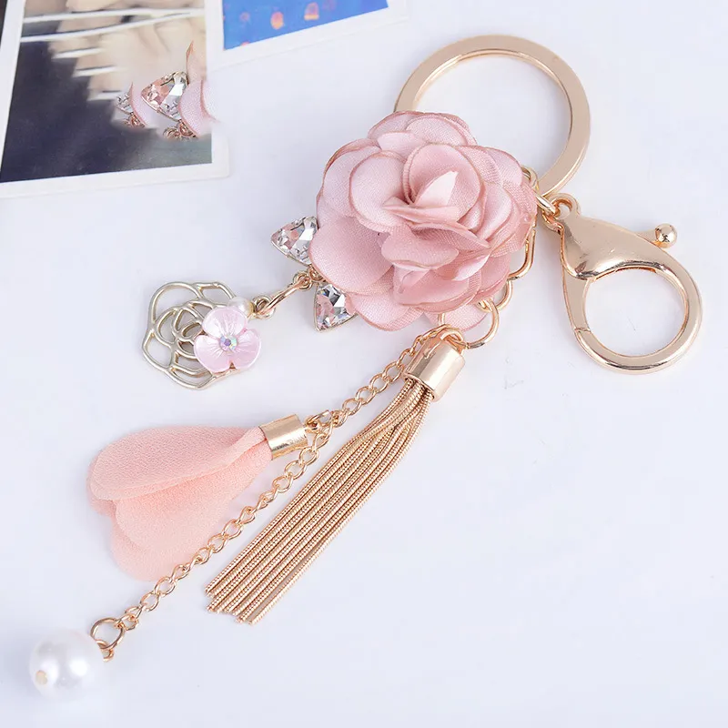 Tissu frais rose fleur gland chaîne voiture porte-clés pétale Imitation perles exquis porte-clés femme fille sac pendentif bibelot cadeau porte-clés