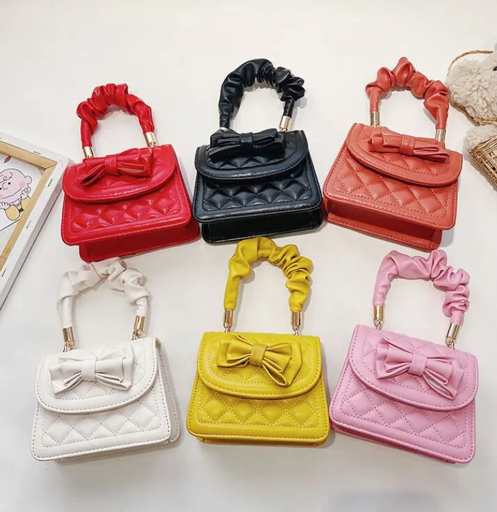 Children single shoulder handbag girl cross-body bag new style princess hand carry a travel chain bags