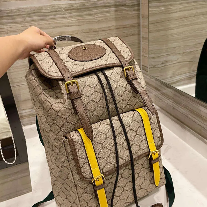 Luxurys Men And Women`s Casual Style Backpacks Large Capacity Letter Printing Yellow Strap Solid Bag Computer Satchels 