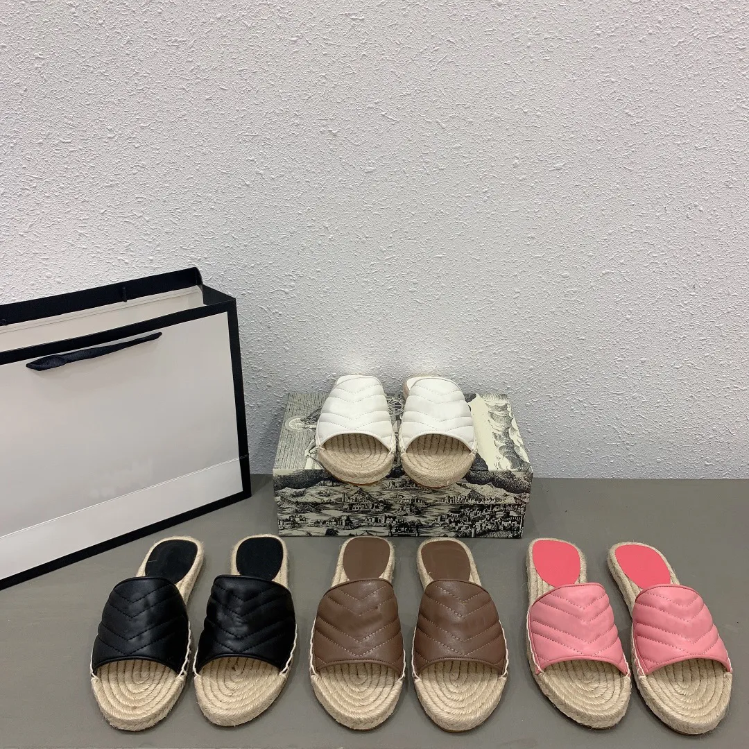 2021 designersandaler kvinnor utomhusskor Läder Espadrille Sandal Lyx Slipper Platt plattformsrutschkanor Med The Double G Metal Beach Weave Shoe