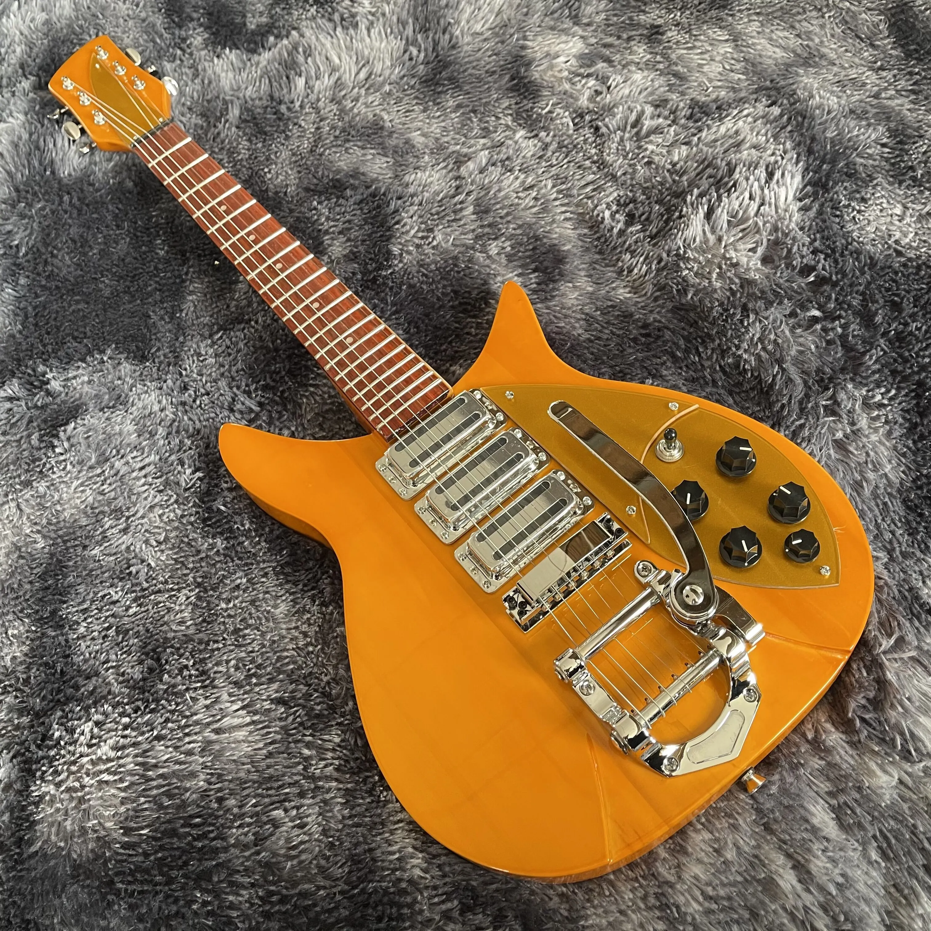 Rare Short Scale Gloss Light Yellow Electric Guitar, Gold Pickguard