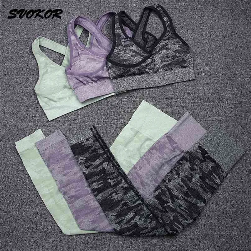 SVOKOR Camo Seamless Yoga Tute Hollow Fitness Tank Allenamento Leggings Reggiseno sportivo ad alto impatto 2 pezzi Set sportivo Set da palestra per donna 210813