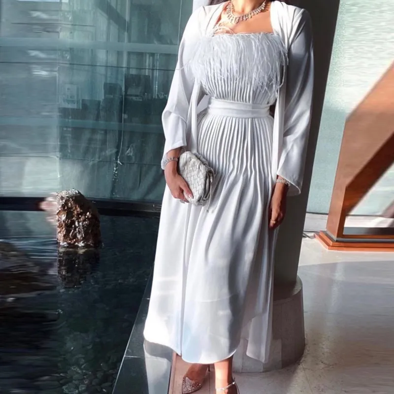 灰色の羽ネック母の母親のドレス2個の服の2つの部分がブライダルドレスストラップレス足首の長さフォーマルガウンの母