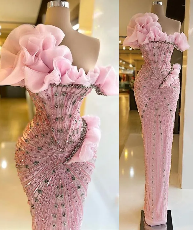 2022 Plus Size Arabisch ASO EBI Pink Luxurious Sparkly Prom Dresses Beaded Crystals Avond Formele Partij Tweede Receptie Jurken Jurk ZJ444