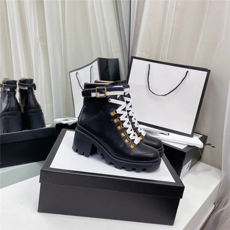 Leather ankle boot with sylvie web sale