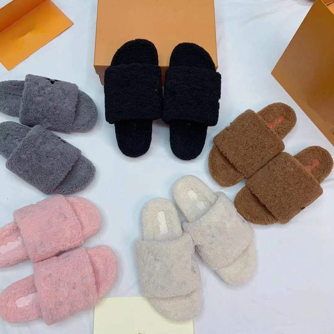 2021 Newest Luxury designers Women Letter Slippers Ladies wool Slides Autumn Winter fur Fluffy Furry letters Sandals Warm Fuzzy Girl Flip Flop Slipper with box V320
