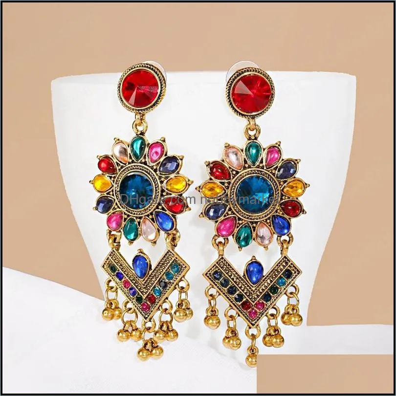 Classic Women`s Corful Crystal Flower Dangle Earrings Fashion Jewelry Vintage Gold Color Bohemia Wedding Earrings Hangers