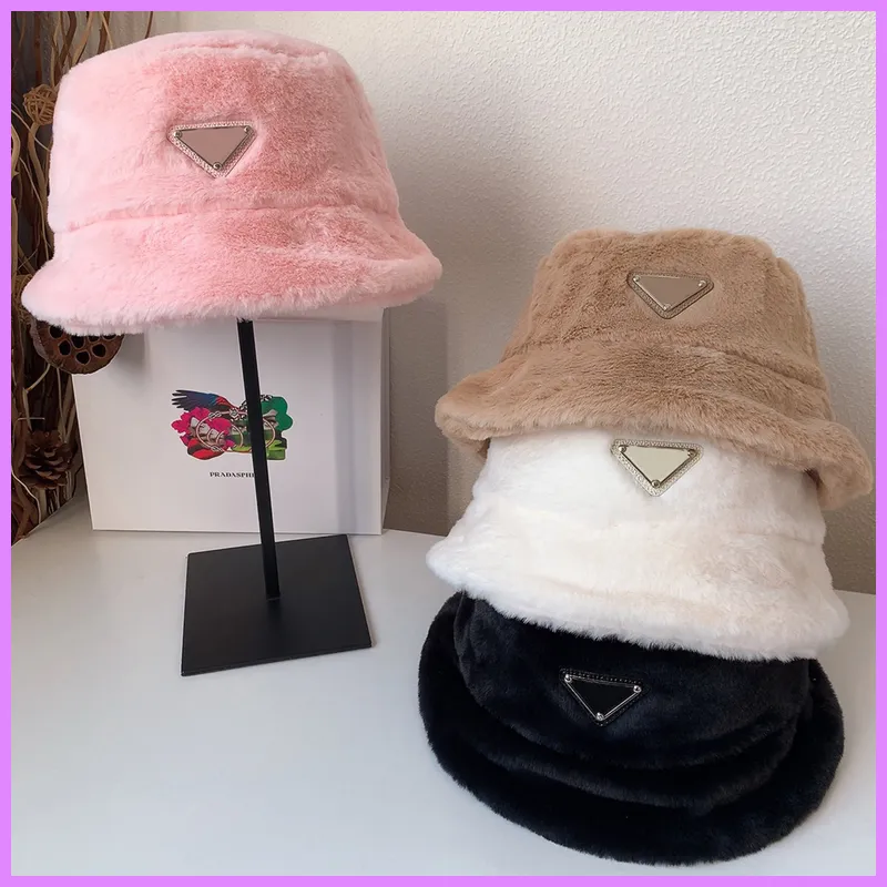 New Fluffy Bucket Hat Mulheres Inverno Luxo Homens Peludos Chapéus Designers Caps Chapéus Mens Fuzzy Bonnet Beanie Hat Cap Fitted Trucker Letter P Cap CYG24011330-5