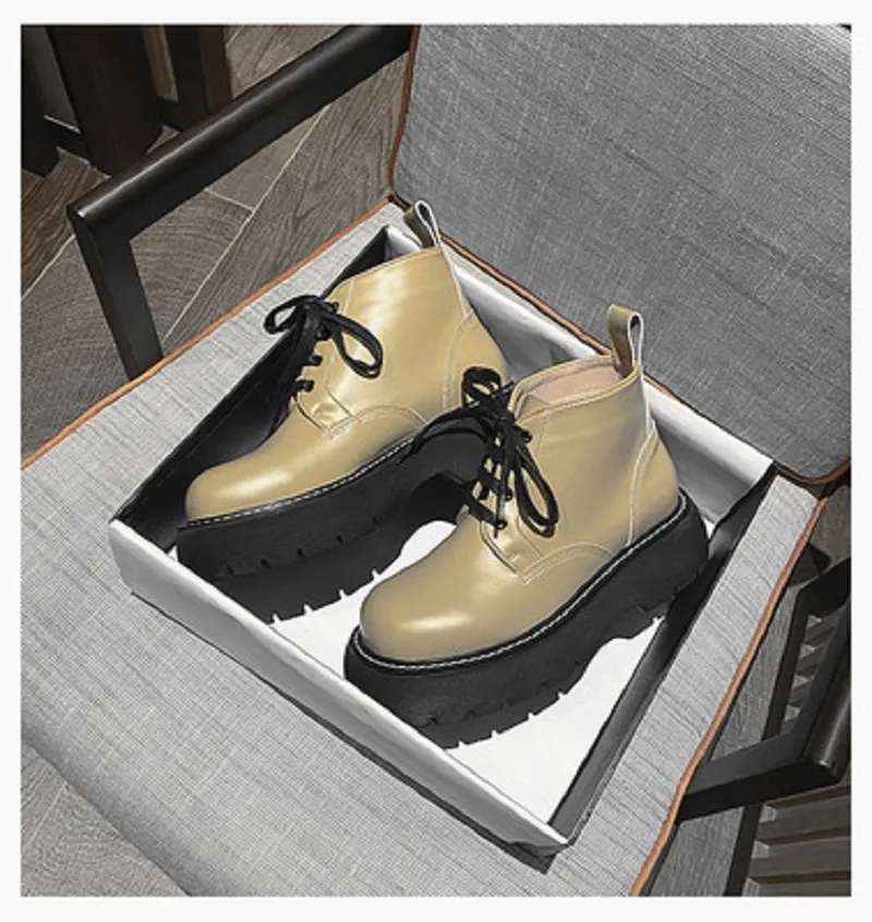 Retro high quality women`s boots leather platform round head strap Joker comfortable 34-42 size B logo custom women`s shoes
