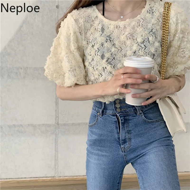 Neploe Women Blouse O-Neck Short Puff Sleeve See Throught Tops Female Lace Sweet Shirts Korean Fashion Blusas Chic Blouses 210422