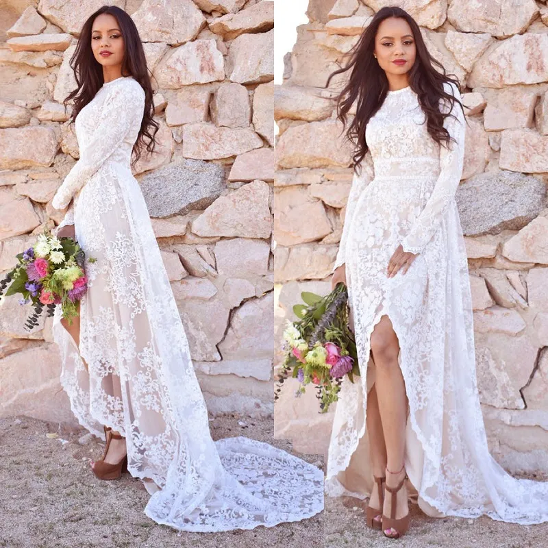 Bohemian High Low Lace Brautkleider Brautkleider A-Linie Langarm Country Boho Beach Brautkleid Split Front Elfenbein und Champagner