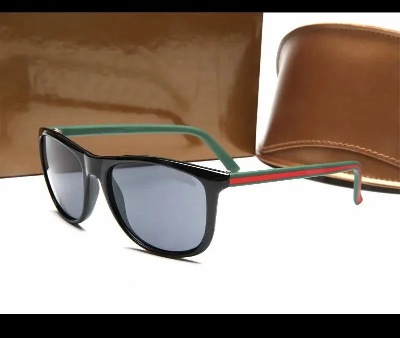 Classic Fashion Edition High Quality 1055 Gafas de sol Metal Retro Gafas de sol para hombres y mujeres