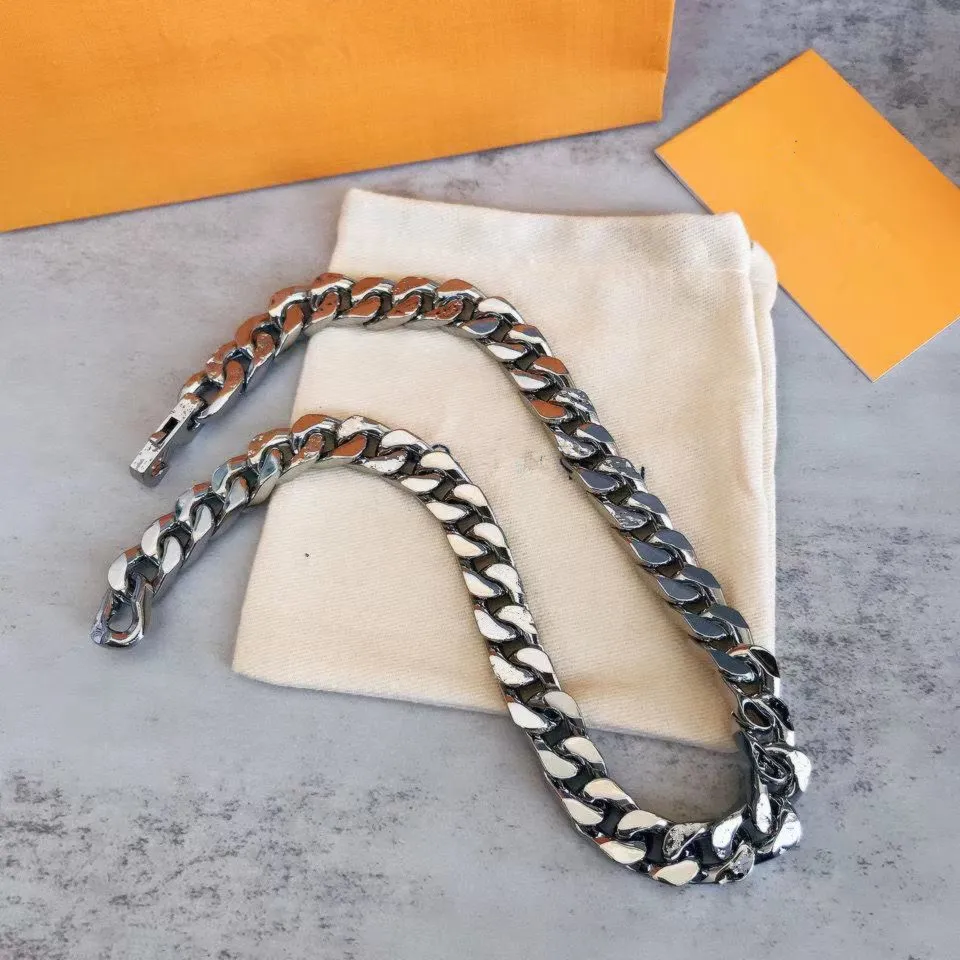 Hip Hop Luxury Jewelry Black Zircon Titanium Steel Chain Men's Halsband Högkvalitativ Fashion Personlig armband Holiday GI323W