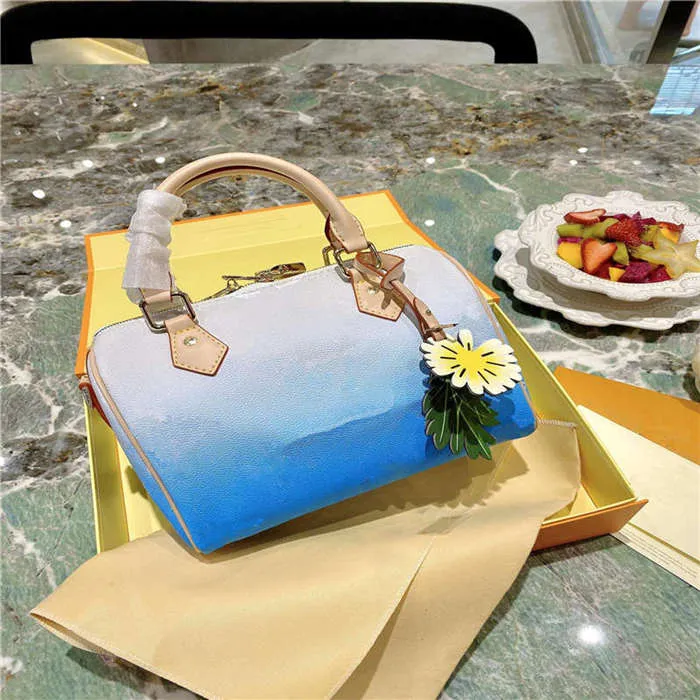 Handbags Gradient Color Tote Bags Big Capacity Designers Shopping Bags Letter Printing Flower Ornaments Shoulder Bags