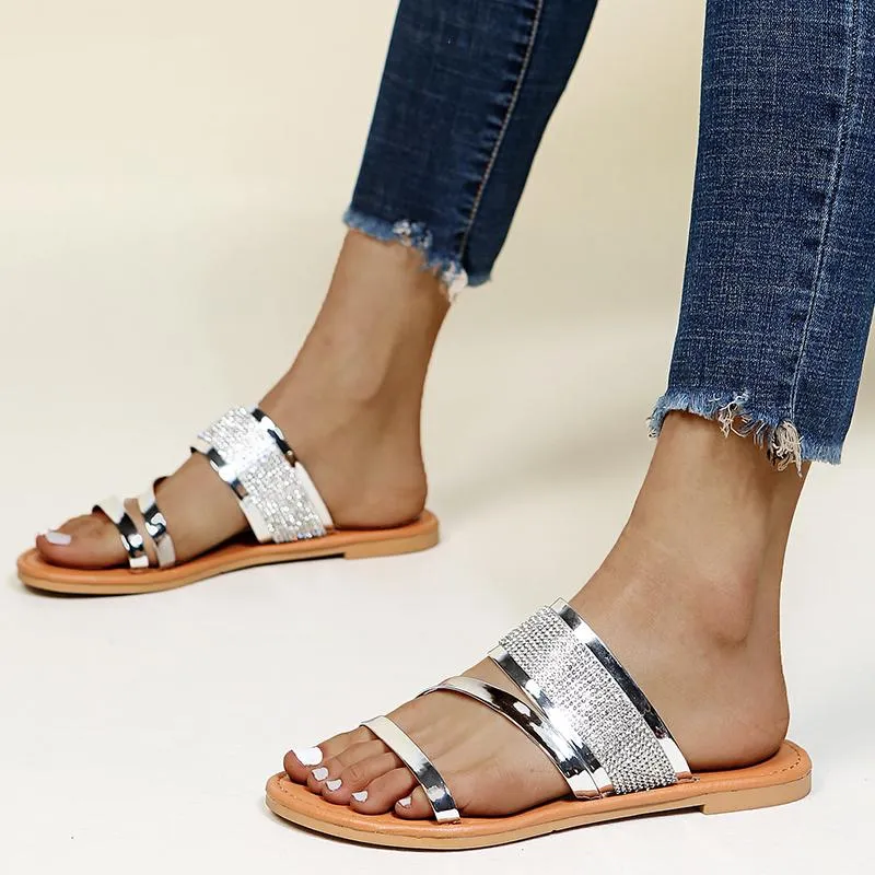 Hausschuhe Ly angekommen Frauen Mädchen Europäischen Stil Strand Schuhe Freizeit Flache Ferse Strass Dekor Sandalen Femmes Chaussures