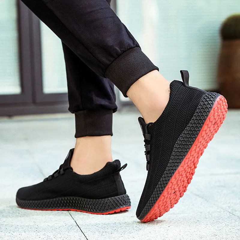High Quality 2021 Sport Mens Women Running Shoes Triple Black Red Outdoor Breathable Runners Sneakers SIZE 39-44 WY06-20261