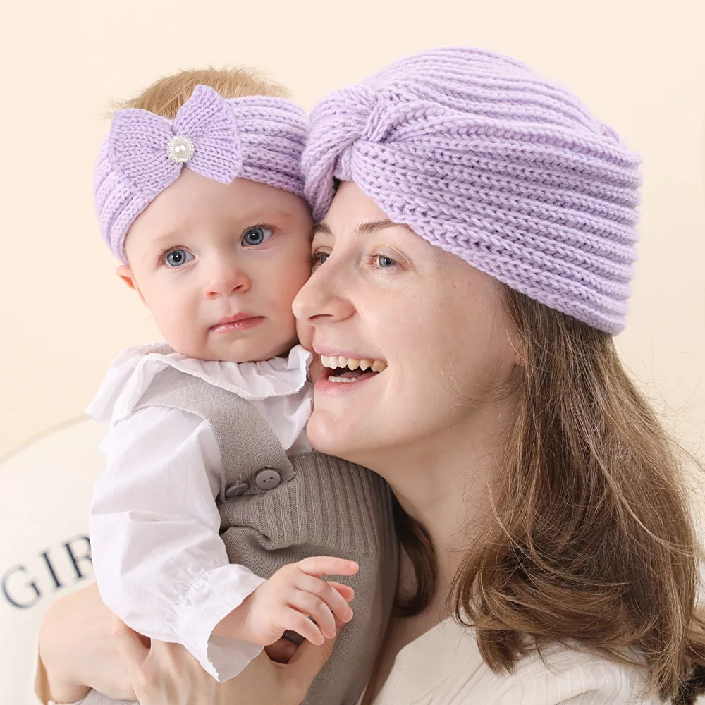 Baby Headband Bow Hairbands z mamą kapelusz 2 sztuk Zestaw Dzieci Solidna Kolor Dzianiny Pearl Scheetch Ciepła opaska dla dziewczyn KBH344